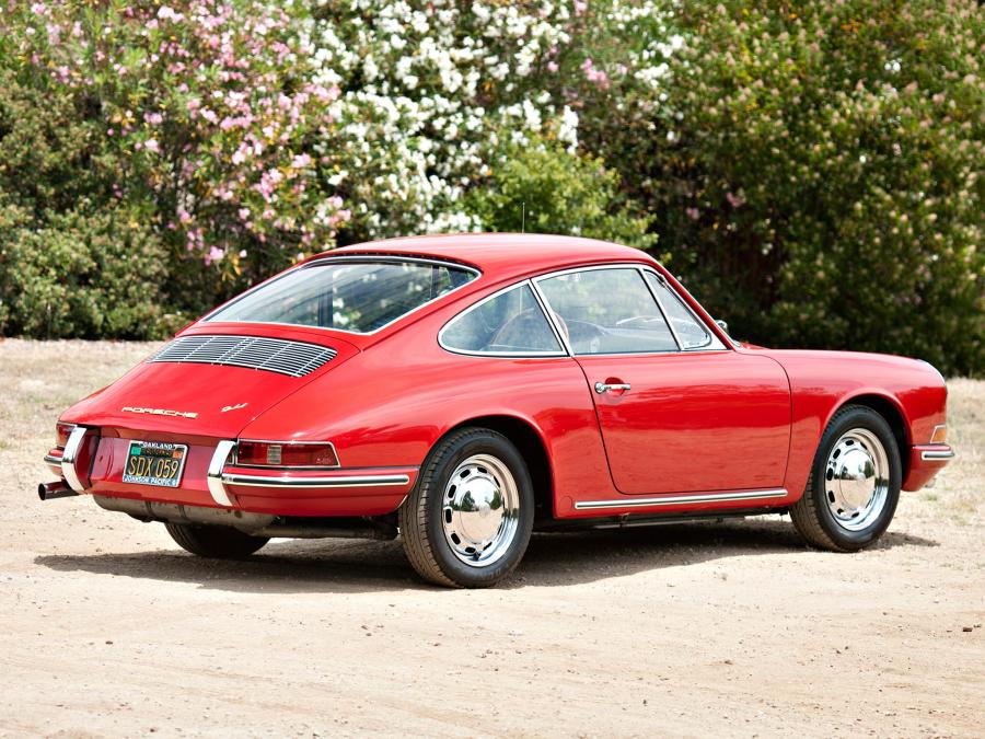  Porsche 911 2.0 Coupe 1965 года  (NA) (фото 4 из 33)